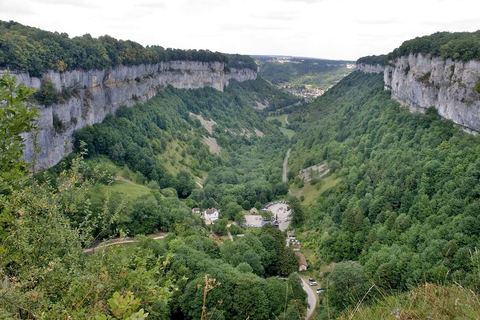 La reculée de Baume-les-Messieurs vue du belvédère de Crançot