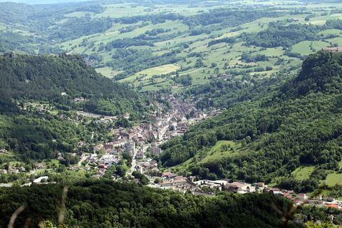 Salins-les-Bains vu depuis le mont Poupet