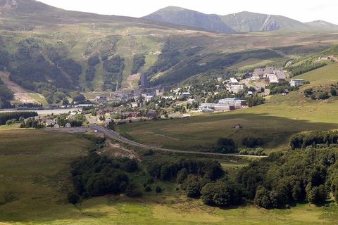 La station de Super-Besse au pied du massif du Sancy